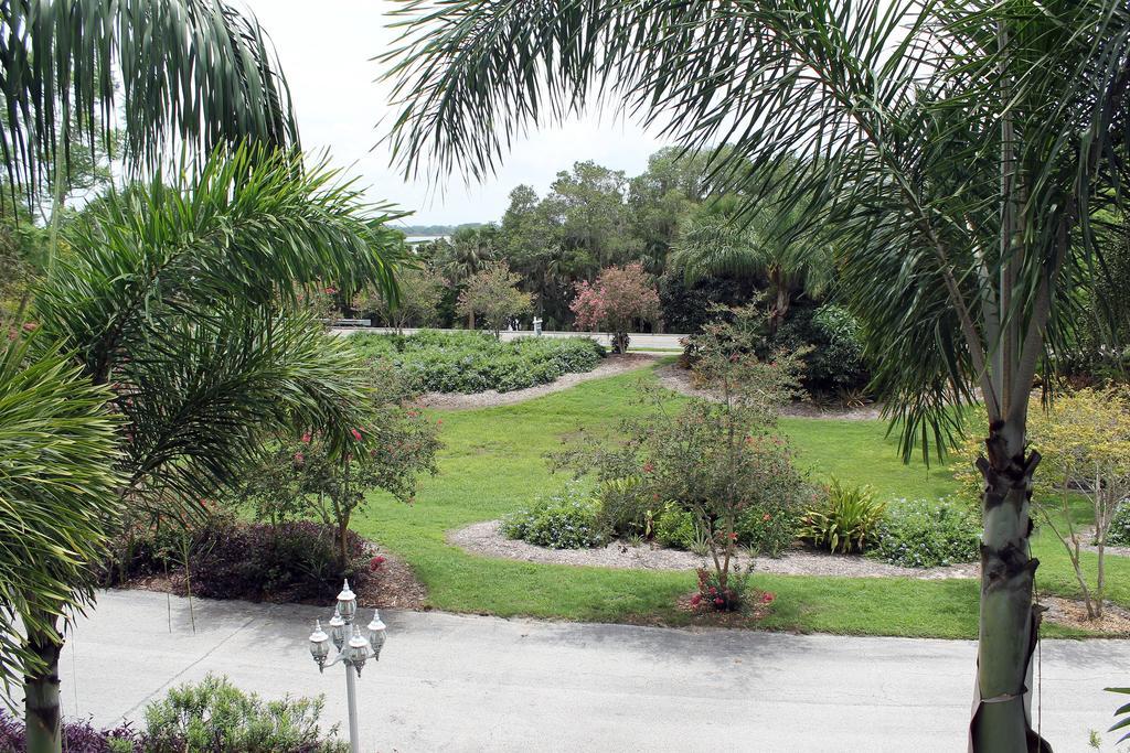 Heron Cay Lakeview Bed & Breakfast Mount Dora Exterior photo
