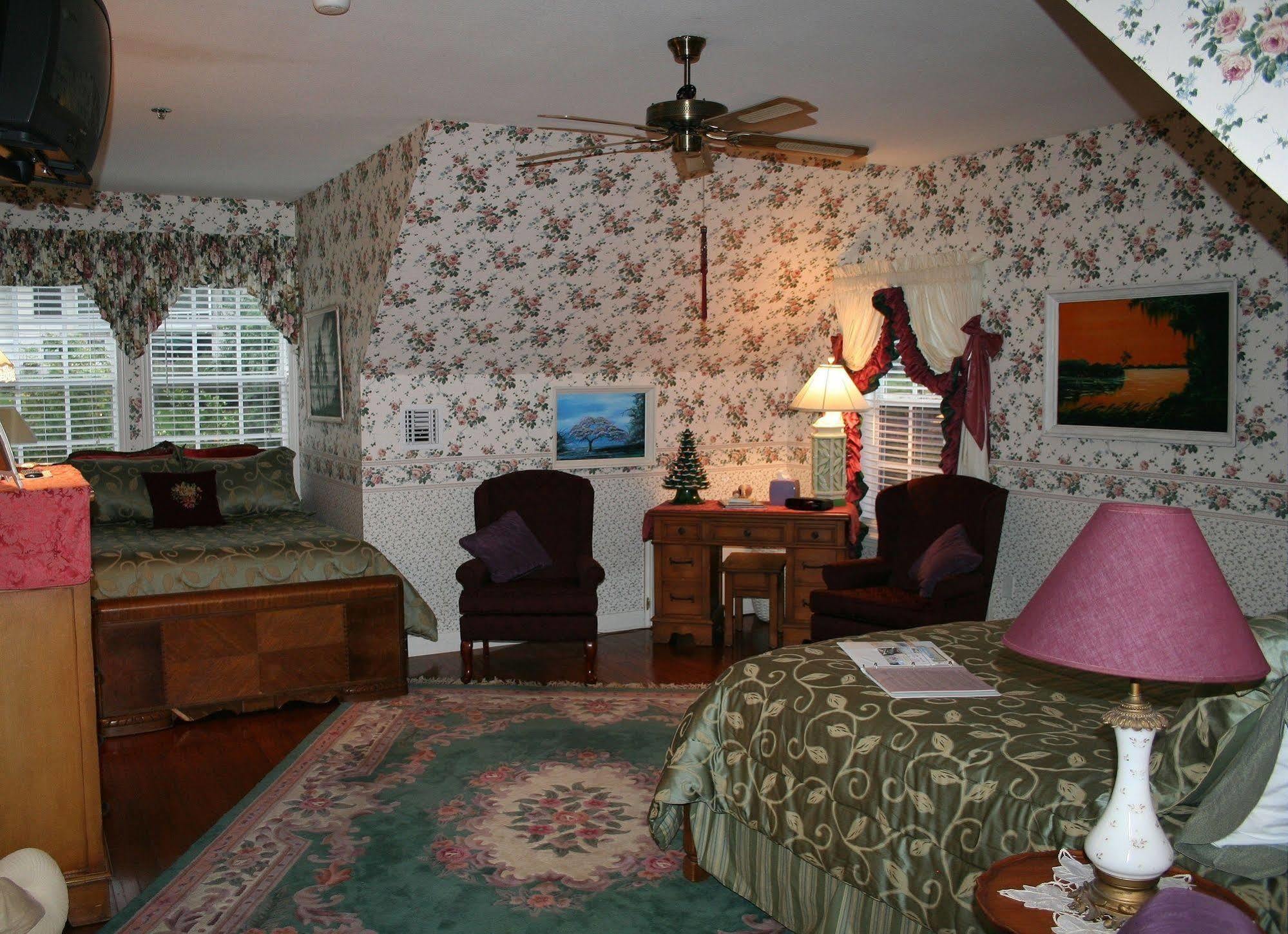 Heron Cay Lakeview Bed & Breakfast Mount Dora Exterior photo